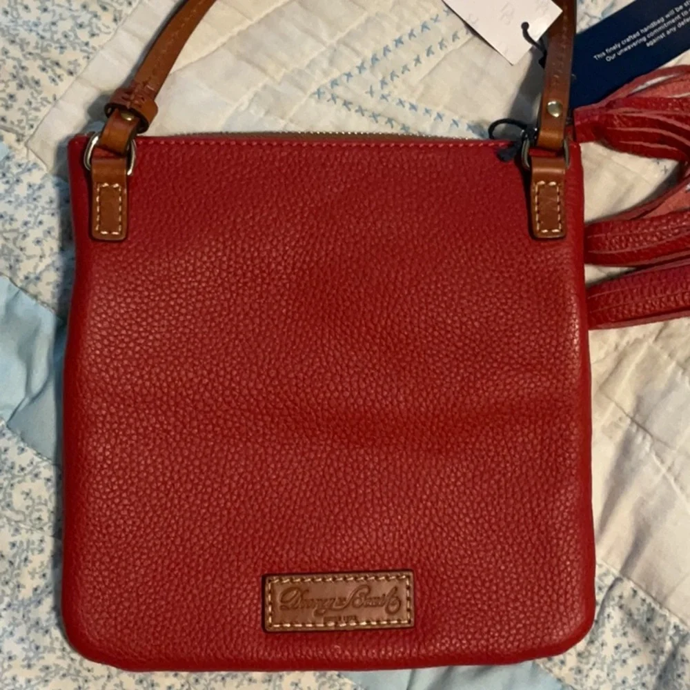 Dooney & Bourke Red/Navy St. louis Cardinals crossbody 3 zip purse - Picture 4 of 5